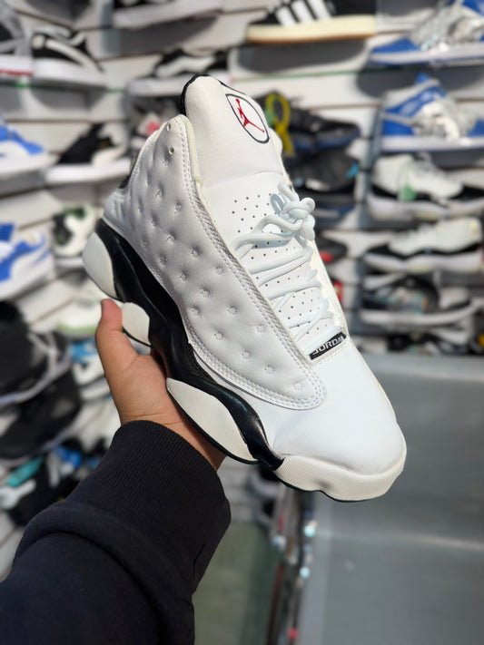 JORDAN13BLANCONEGRO